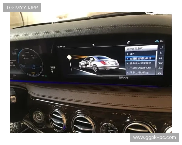 奔驰在线娱乐助力车主轻松掌控娱乐资源，享受智能驾驶的无限乐趣